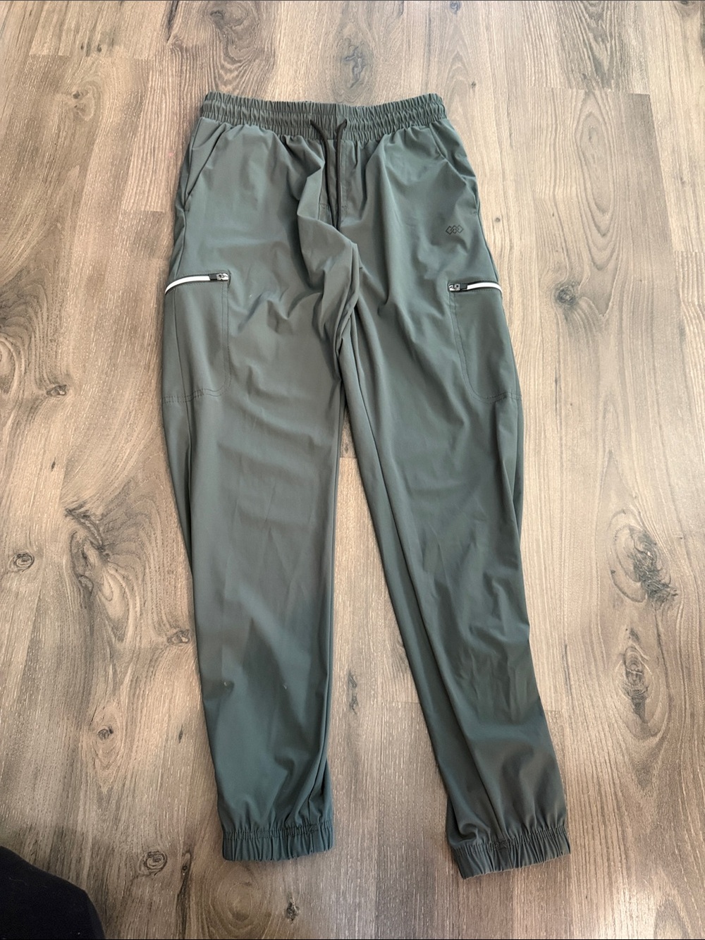 Men's Olive Performance Jogger Pants with Zippered Thigh Pockets